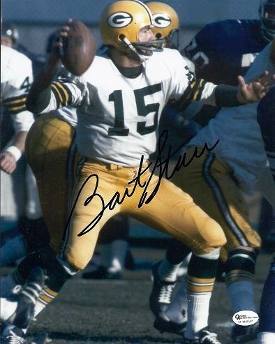 Bart Starr Autographed Green Bay Packers 8x10 Photo - Hall of Famer