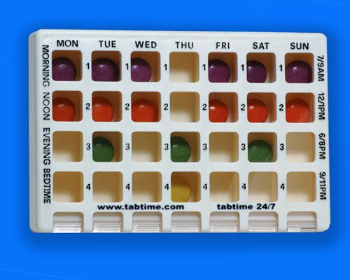 24 by 7 medication management pill box