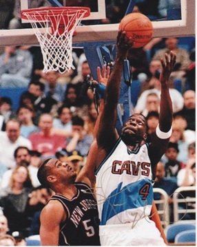 Shawn Kemp Autographed/Hand Signed Cleveland Cavaliers 8x10 Photo