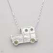 Necklace With 1.05ctw Genuine Peridots Well Made in 925 Sterling silver. Total item weight 7.0g Length 15.5in