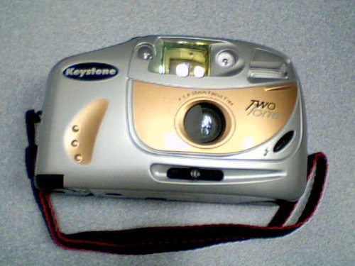 Keystone Two Tone 35mm Film Camera B-View Autoflash Red Eye DX Keystone Two Tone 35mm Camera w/F 5.6 35mm Focus Free Lens (Silver/Gold Color)