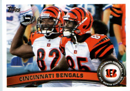 2011 Topps Football Card # 122 Cincinnati Bengals Team Card - Cincinnati Bengals (Chad Ochocinco / Reggie Kelly) NFL Trading Card in a Protective Case!