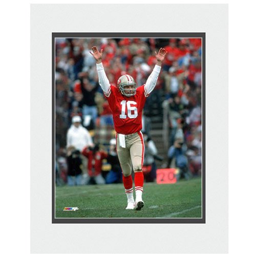Photo File San Fransisco 49ers Joe Montana Touchdown Framed Photo