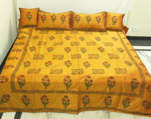 Home Furnishing Silk bed sheet Bedspread with Pillow & Cushion Covers