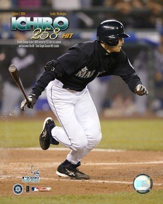 Ichiro Suzuki Seattle Mariners 8x10 Photo (258th Hit Breaks George Sisler's 1920 Record )
