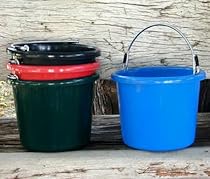 8 Quart Utility Bucket Red
