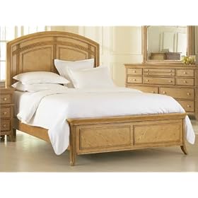 Broyhill Livingston Panel Bed in Blonde Ash