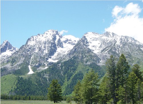 Yellowstone Park Mountain Range - Easy Stick Vinyl Wall Art Decal