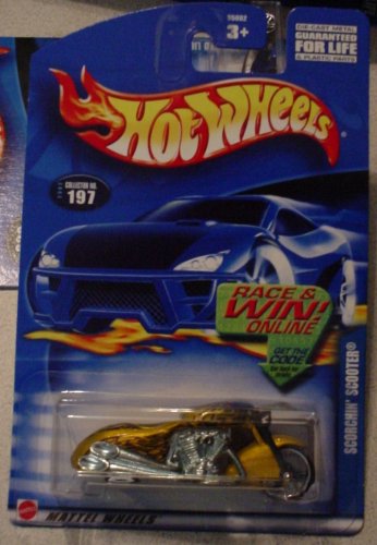 Hot Wheels Scorchin' Scooter 2002 #197 Gold 1:64 Scale
