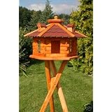 sechseckiges Vogelhaus mit St�nder, Bitumschindelnvon "Deko-Shop-Hannusch"