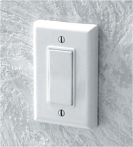 Leviton White Decora Anywhere Switch w/Remote 6697-W