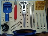 28 PIECE SET WATCH REPAIR / CARE KIT