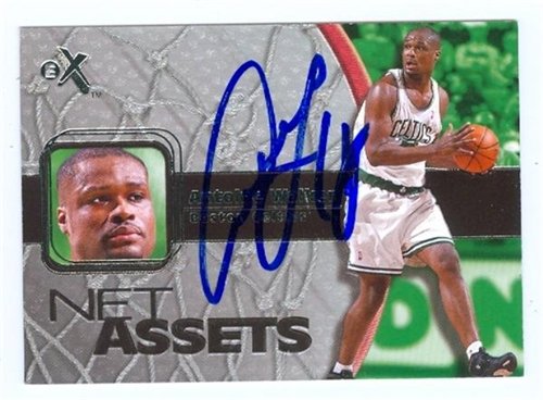 Antoine Walker Autographed/Hand Signed Basketball Card (Boston Celtics) 2001 Fleer EX #15