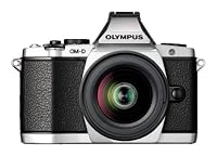 OLYMPUS デジタルマイクロ一眼カメラ OM-D E-M5 レンズキット シルバー 1605万画素 144万ドット電子ビューファインダー 5軸対応手ぶれ補正 防塵 防滴 OM-D E-M5 LKIT SLV