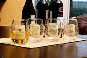 Set of 4 Assorted Stemless Wine Glasses Bottle Label Vineyard Red White