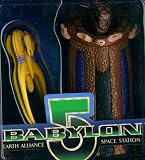  : Babylon 5 Ambassador Kosh Naranek