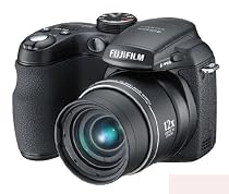 FujiFilm FinePix S1000fd Digitalkamera (10 Megapixel, 12-fach opt. Zoom, 6,9 cm (2,7 Zoll) Display) schwarz