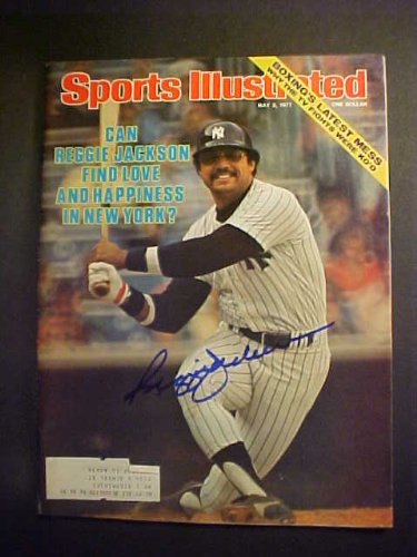 Reggie Jackson New York Yankees Autographed May 2, 1977 Sports Illustrated Magazine