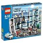 LEGO City 7498 - Polizeistation von LEGO