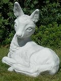 Eigenschaften JS GartenDeko e.K.  / Deko Figur Rehkitz liegend H 35 cm Tierskulptur aus Beton