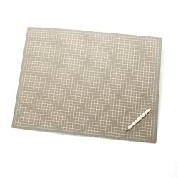 Martha Stewart Crafts 18-by-24-Inch Folding Cutting Mat