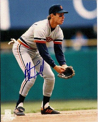 Autographed/Hand Signed 8x10 Photo Alan Trammell Detroit Tigers