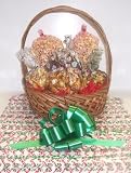 Review Scott's Cakes  / Scott's Cakes Large Peanut and Pretzel Lovers Christmas Basket with Handle Candy Cane Wrapping
