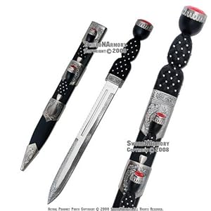 The Regimental Scottish Dirk Dagger Trousse Short Sword