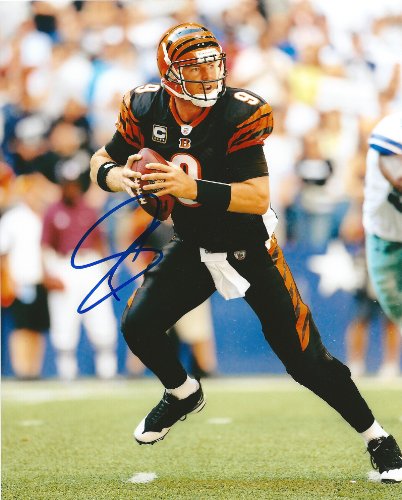 CARSON PALMER,CINCINNATI BENGALS,USC TROJANS,HEISMAN,FOOTBALL,SIGNED,AUTOGRAPHED 8X10,PHOTO,COA