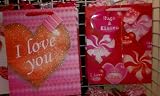 51tv1eJ2evL. SL160  Valentines Day Gift Bags (2)