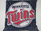 MINNESOTA TWINS Soft Knit Team Logo Throw Pillow 18 x 18 x 6
