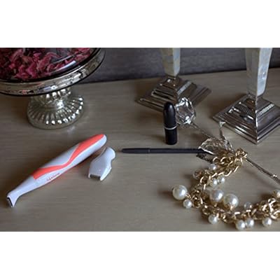 Lifelong BT02 Bikini Trimmer and Shaver for Women (White/Pink)