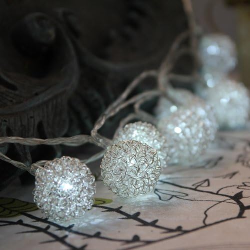 InnooTech Led Globe Light Battery Operated Fairy String Lights 30 White Ball Led Christmas Tree Decoration Light for Indoor Outdoor Party Bedroom Patio Celebration