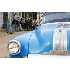 Poster 100 x 70 cm - "Vintage car and Cuban men playing domino game on Marti street." von Christian Aslund / Lonely Planet Images - auch in anderen Gr��en und als Leinwandbild erh�ltlich