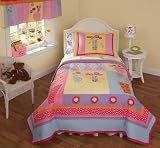 Brand New Lily's Bouquet Quilt set