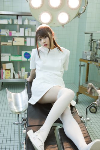 芳賀優里亜写真集 YUU*REAL