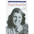 Margaret Bourke-White: Daring Photographer (People to Know) by Sara McIntosh Wooten