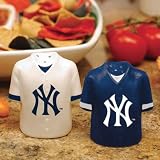 MLB New York Yankees Gameday Ceramic Salt & Pepper Shakers