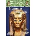 Mummies and Pyramids (A Nonfiction Companion to Mummies in the Morning) (Magic Tree House Research Guide) (Paperback)