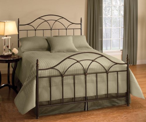 Hillsdale Aria Brown Rust Bed (Queen)