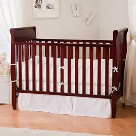 Graco Sarah Classic 4-in-1 Convertible Crib