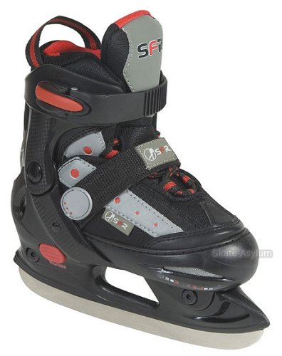 Childrens Toyshop  Toys : Ice Skates - Junior Adjustable - Size Small (UK9Jnr - UK12Jnr)