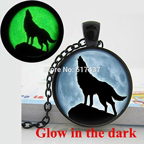 Pretty Lee Glow In The Dark Wolf Howling At The Moon Necklace Wolf Necklace For Men Photo Glass Cabochon Necklace Pendant Glowing Jewelry