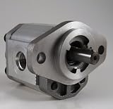 Hydraulic Gear Pump 6 cc/rev. (0.37 cu.in./rev) SAE AA- 2 bolt Flange; 1/2