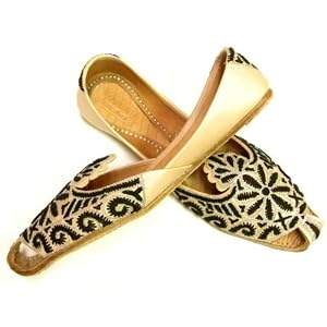 Beachcombers! Ethnic Embellished Silk Beaded & Sequin Indian Khussa Belly Dance Wedding Bridal Shoes Cream Black