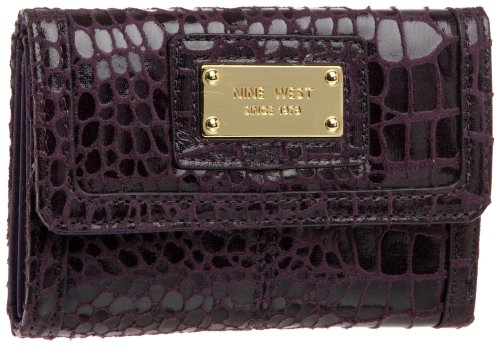 Buy Nine West with a Twist Small Indexer online at Discounted New and Used prices. Delivered to your door with Off-The-Bookshelf.