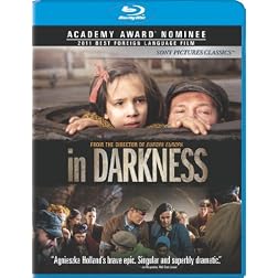 In Darkness [Blu-ray]