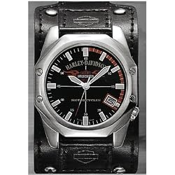 Harley Davidson Men's Leather Strap Watch 76B146