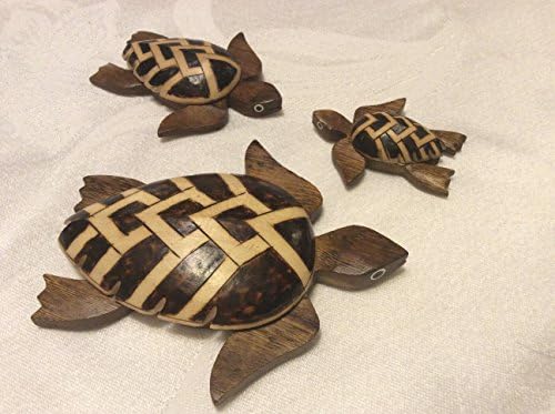 Lot of 3 All Wood Small, Medium ,And Large Hawaiian Refrigerator Magnets Turtle Honu