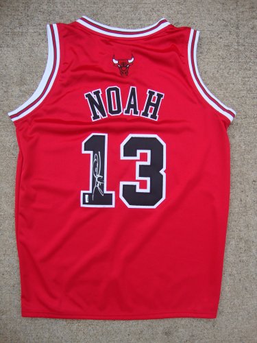 Chicago Bulls JOAKIM NOAH Signed Autographed NBA Jersey COA